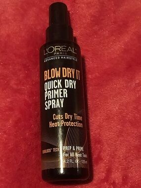 L'Oreal Blow Dry It Quick Dry Primer Spray - Black & Orange Text